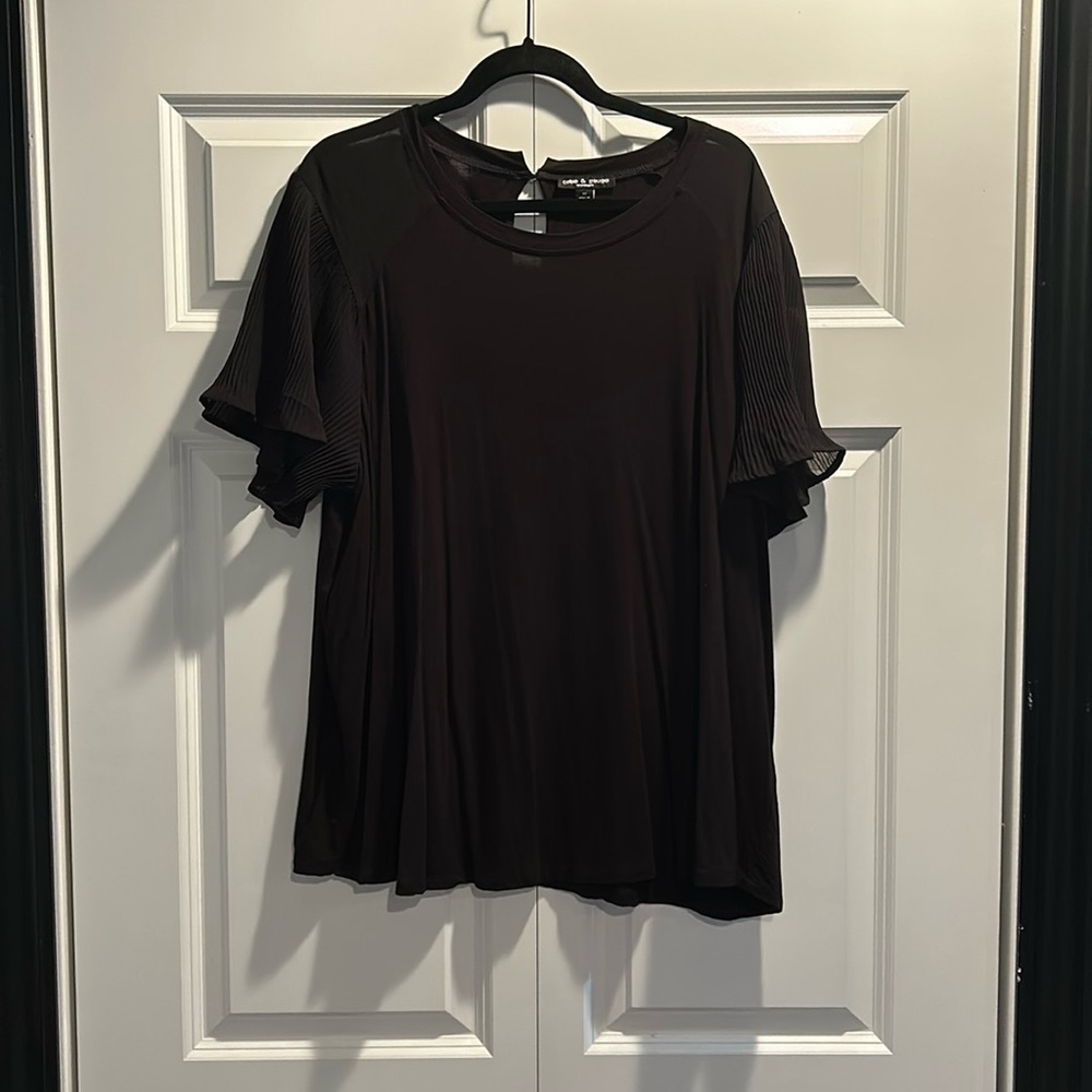 Cable & Gauge Black Short Sleeve Top with Chiffon Detailing. New Without Tags.